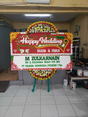 Papan Bunga di Gunung Sahari
